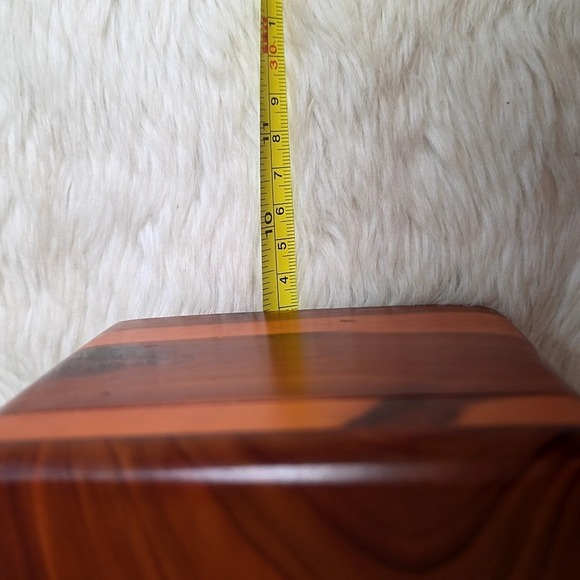 Vtg Lane Cedar Jewelry Trinket Keepsake Box Small Loogootee & Jasper IN No Key - Picture 8 of 10